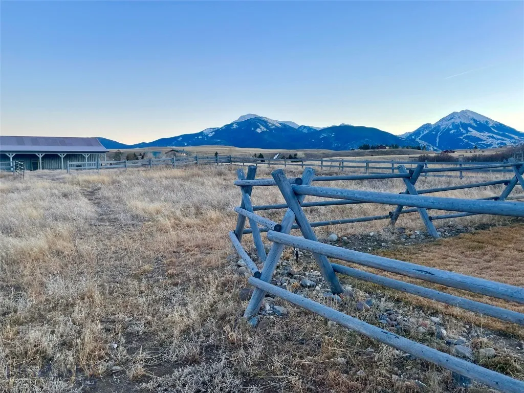56 Yellowstone Trail Pray MT 59065