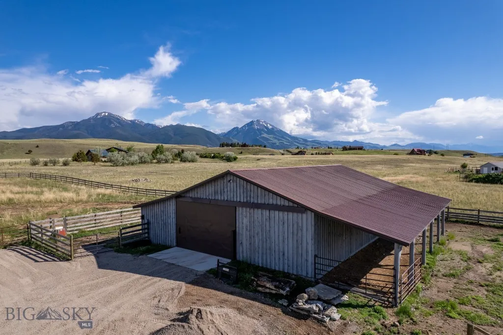 56 Yellowstone Trail Pray MT 59065