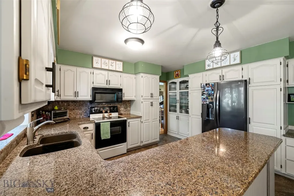 60 E Hitching Post Road Bozeman MT 59715