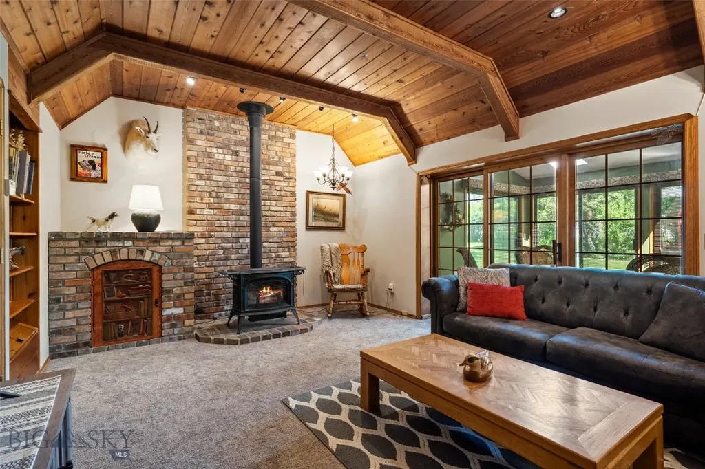 60 E Hitching Post Road Bozeman MT 59715