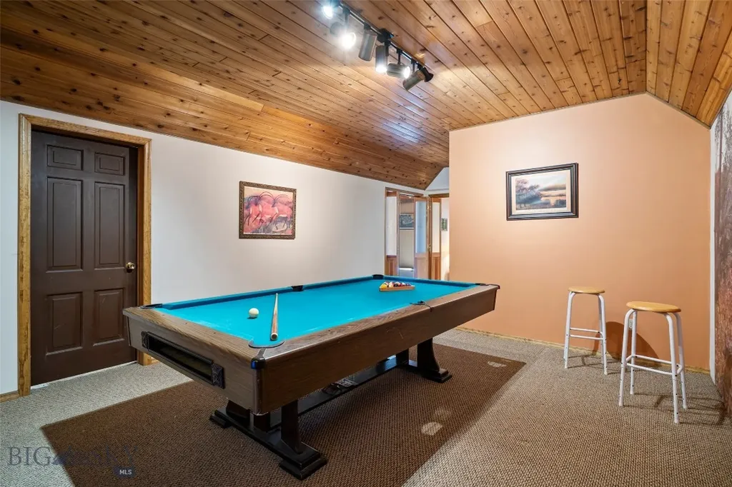 60 E Hitching Post Road Bozeman MT 59715