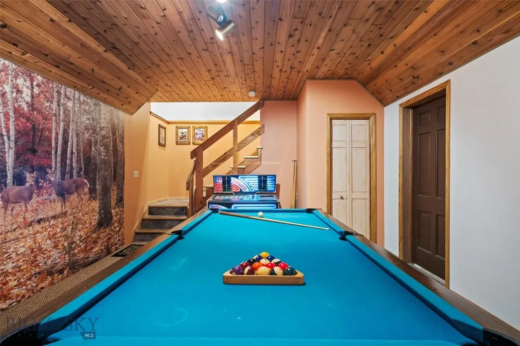 60 E Hitching Post Road Bozeman MT 59715