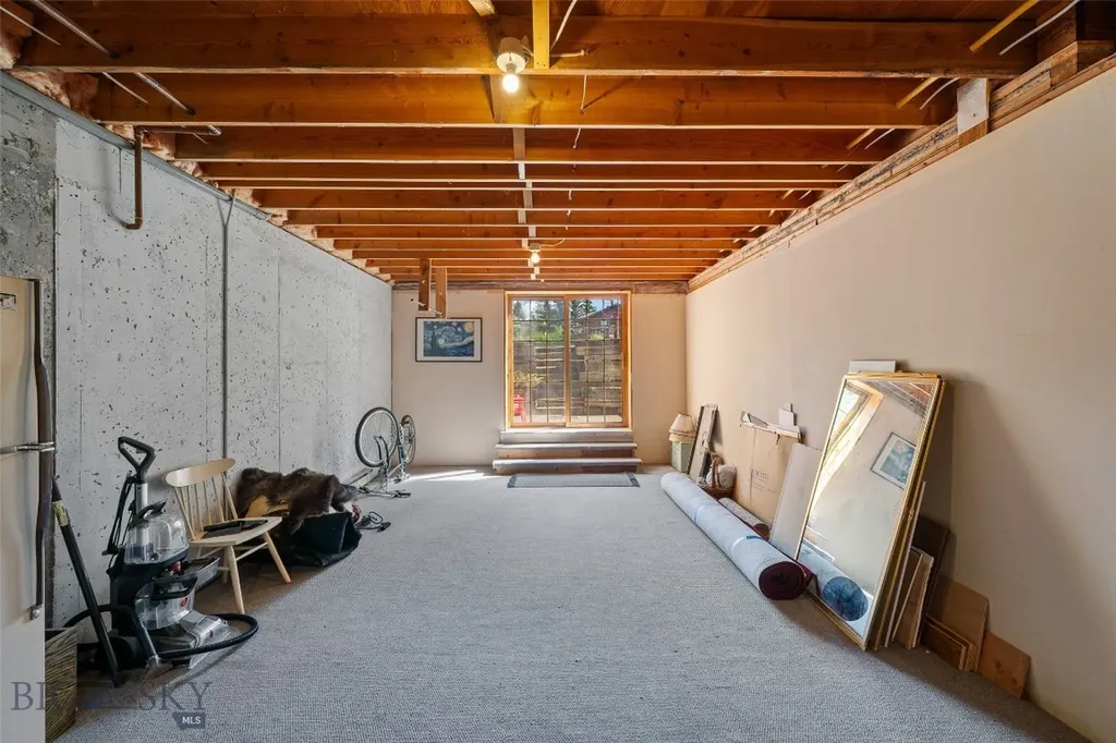 60 E Hitching Post Road Bozeman MT 59715