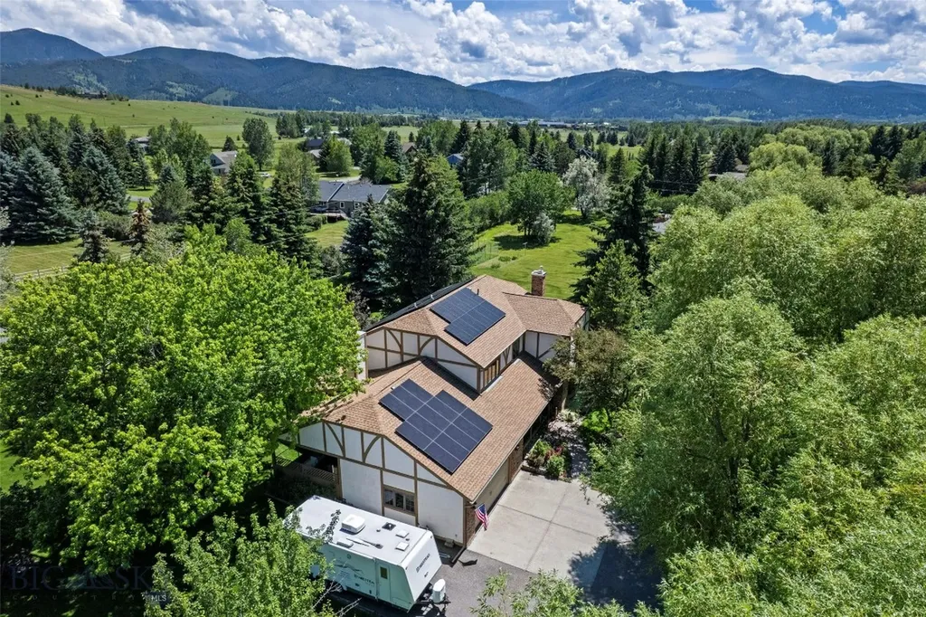 60 E Hitching Post Road Bozeman MT 59715