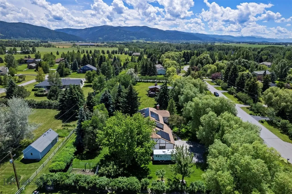 60 E Hitching Post Road Bozeman MT 59715