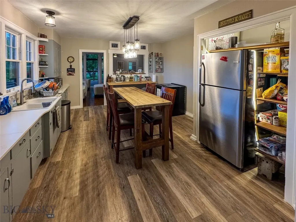 581 Willow Creek Road Red Lodge MT 59068