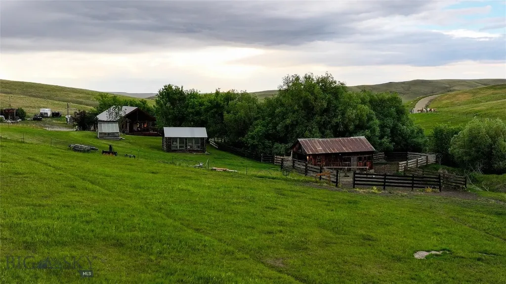 581 Willow Creek Road Red Lodge MT 59068