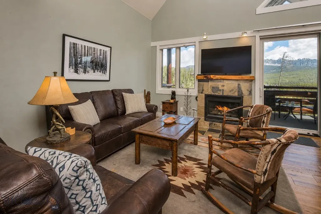 3 Saddle Ridge, L3 Big Sky MT 59716