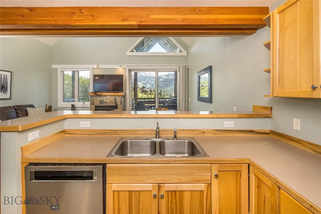 3 Saddle Ridge, L3 Big Sky MT 59716