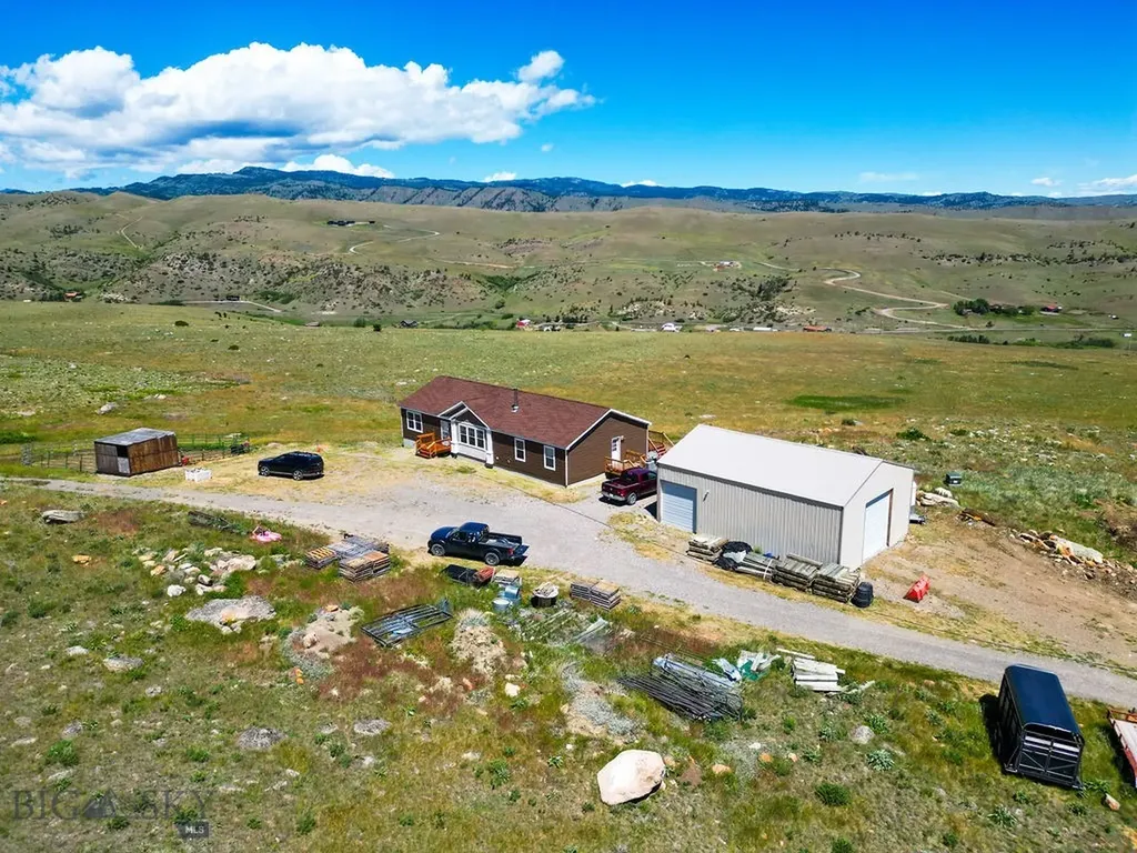 Livingston MT 59047