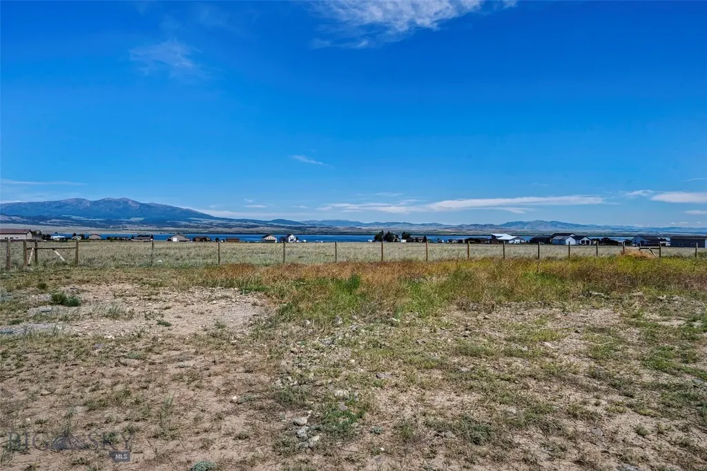 15 Berry Lane Townsend MT 59644
