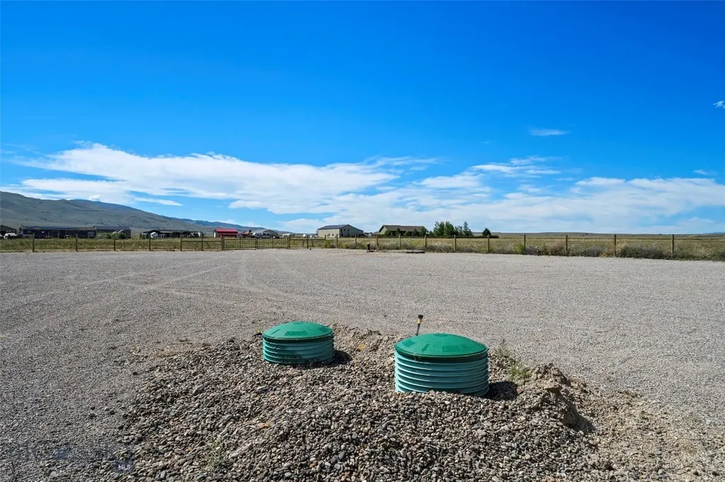 15 Berry Lane Townsend MT 59644