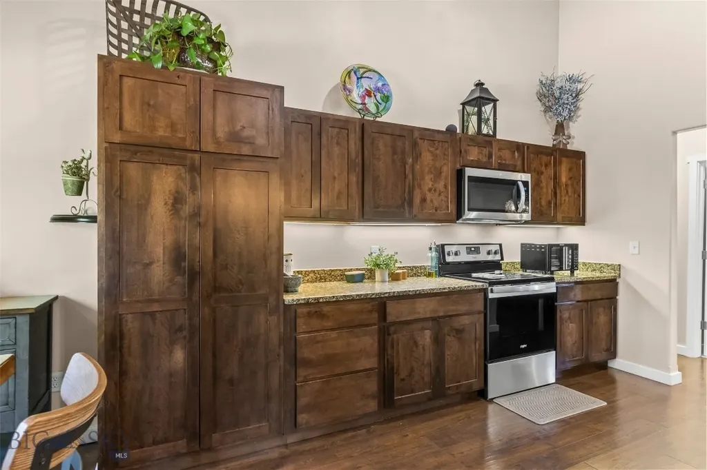 1227 Wildflower Trail Livingston MT 59047