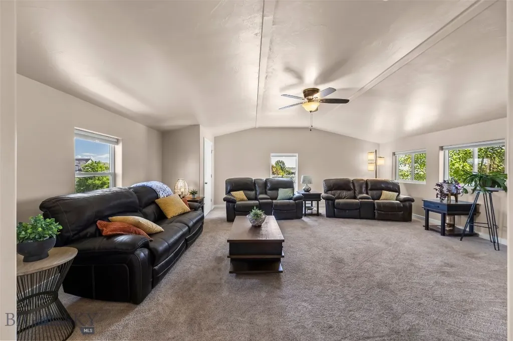 1227 Wildflower Trail Livingston MT 59047