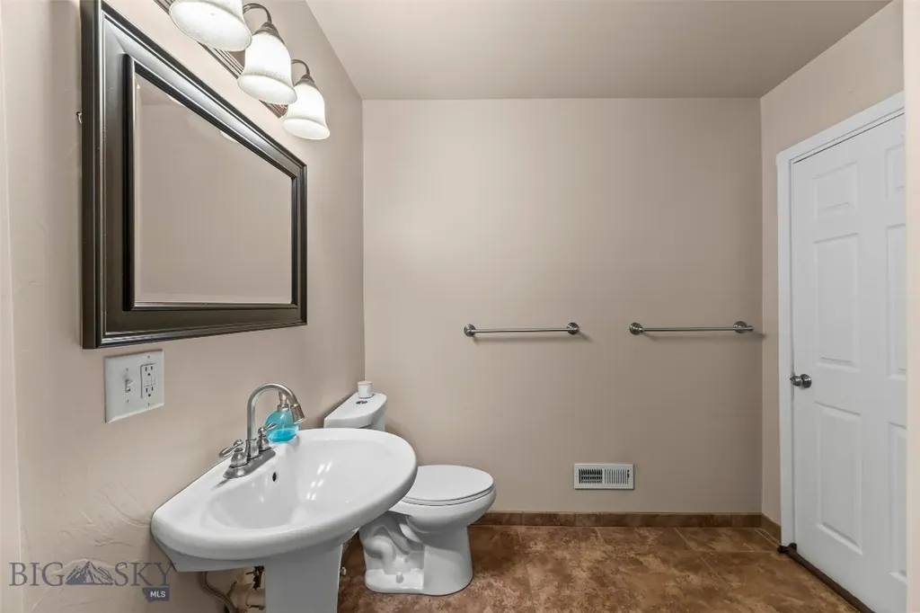 1227 Wildflower Trail Livingston MT 59047