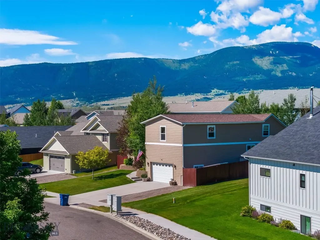 1227 Wildflower Trail Livingston MT 59047
