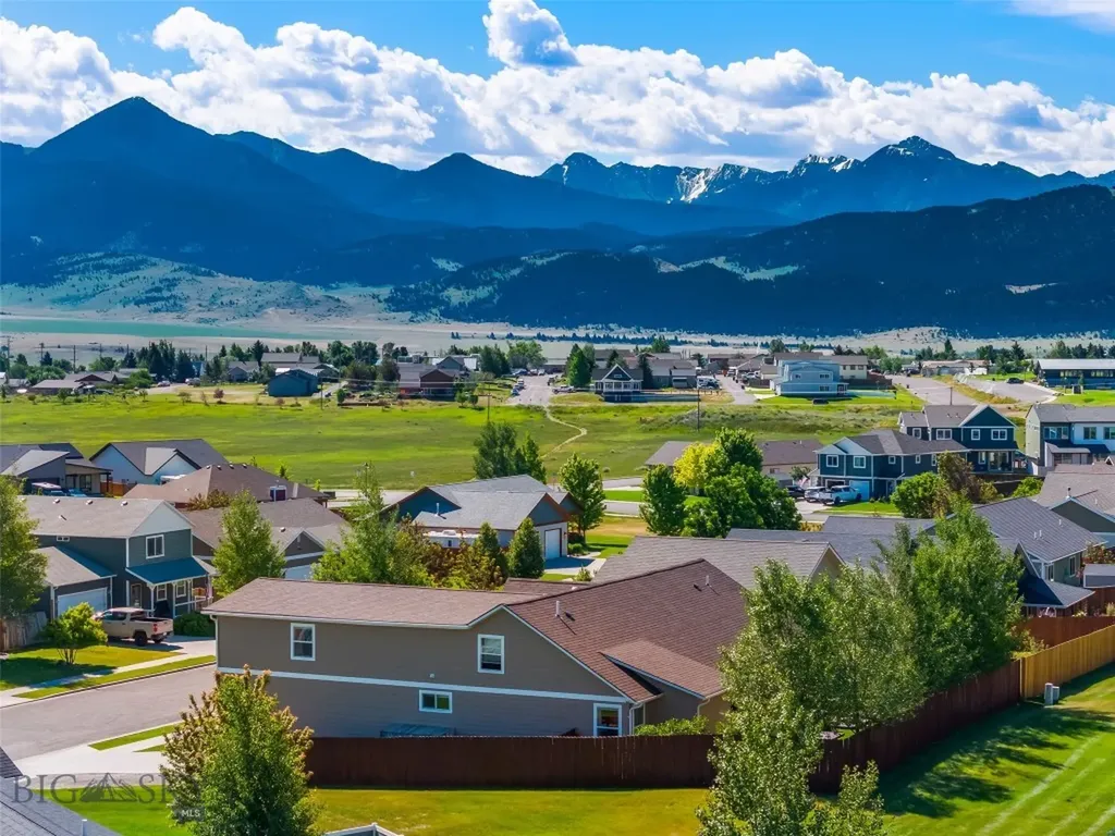 1227 Wildflower Trail Livingston MT 59047