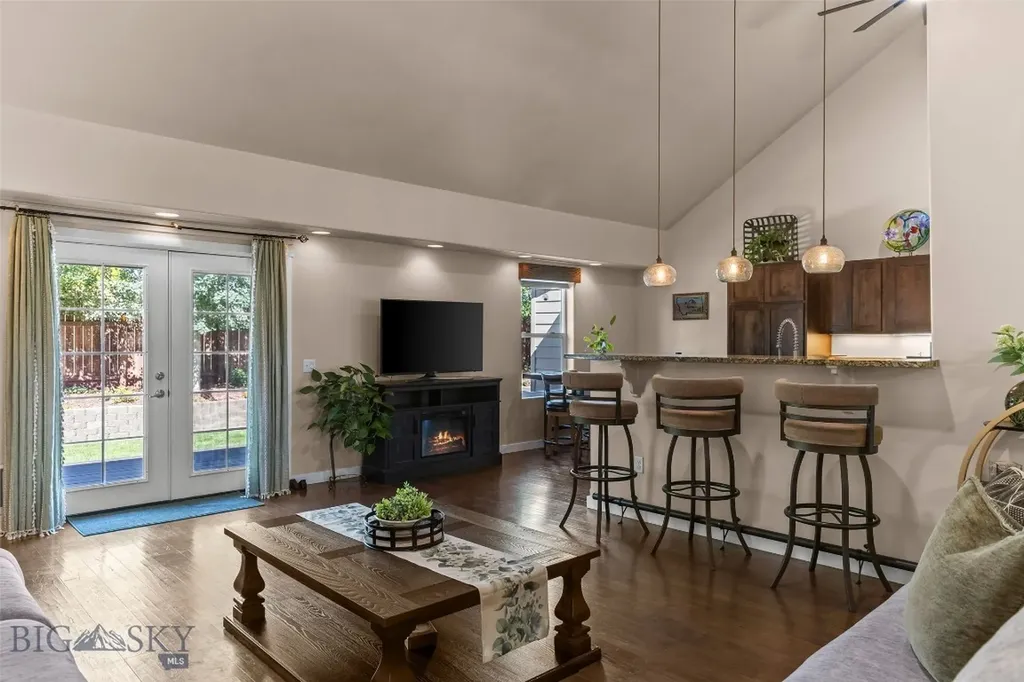 1227 Wildflower Trail Livingston MT 59047