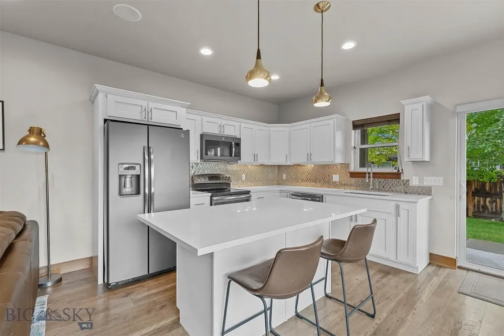 699 Rosa Way Bozeman MT 59718