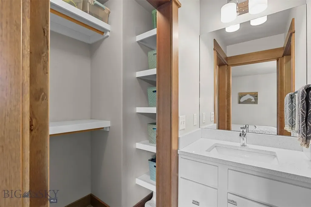 699 Rosa Way Bozeman MT 59718