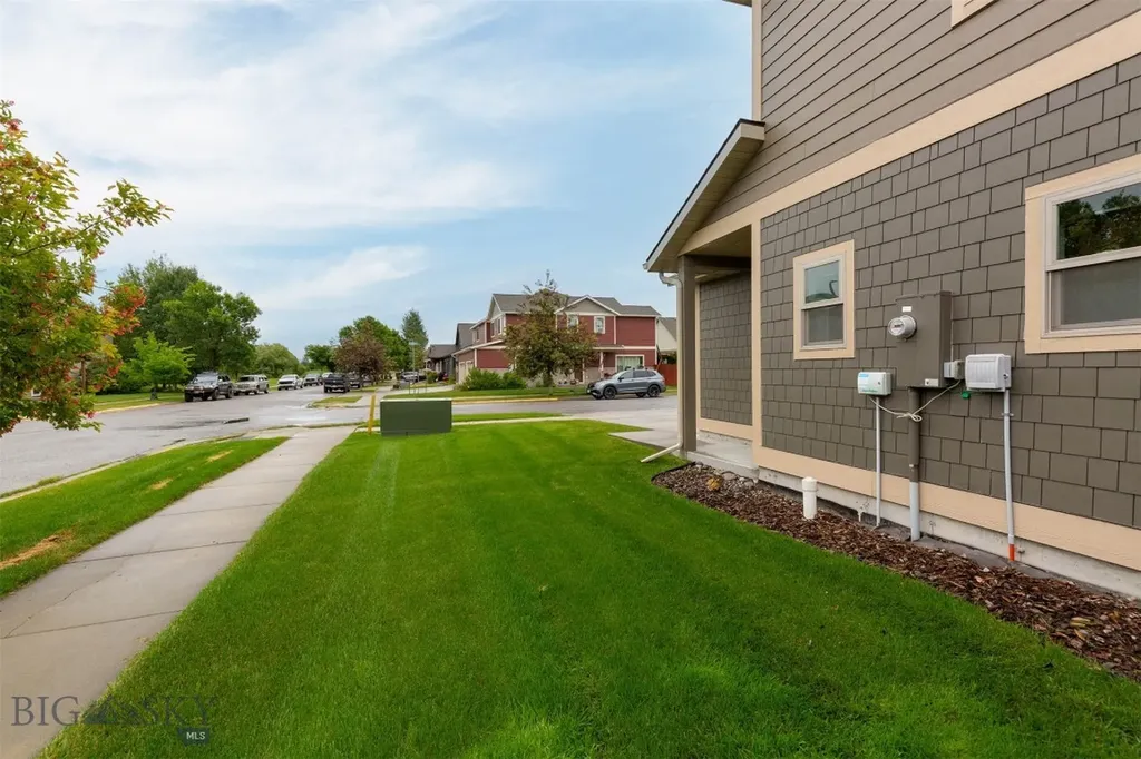 699 Rosa Way Bozeman MT 59718