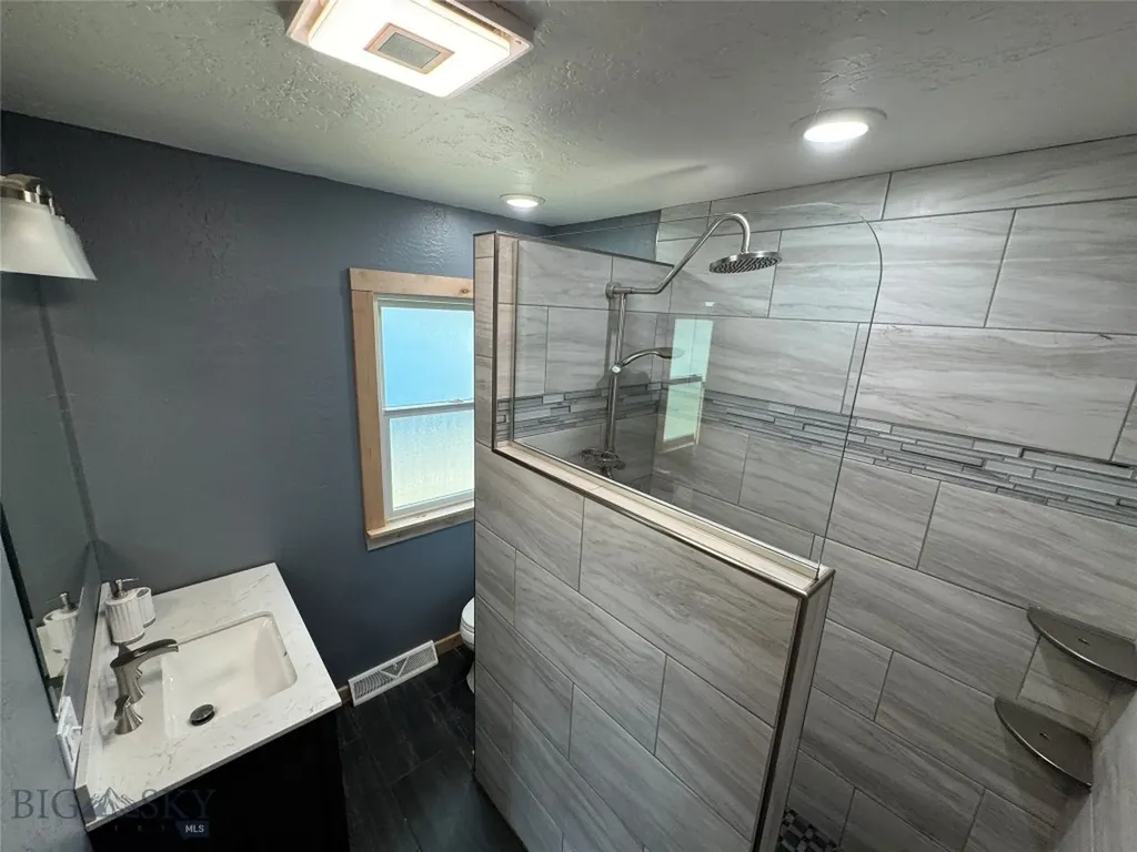1902 Stuart Avenue Butte MT 59701
