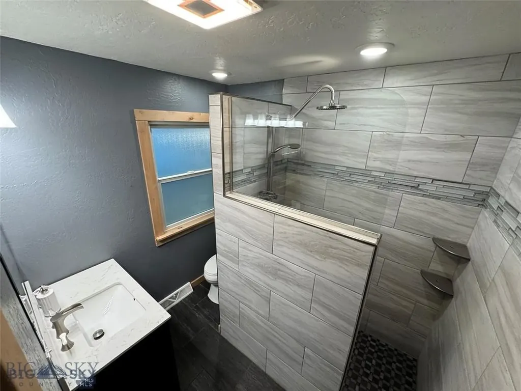 1902 Stuart Avenue Butte MT 59701