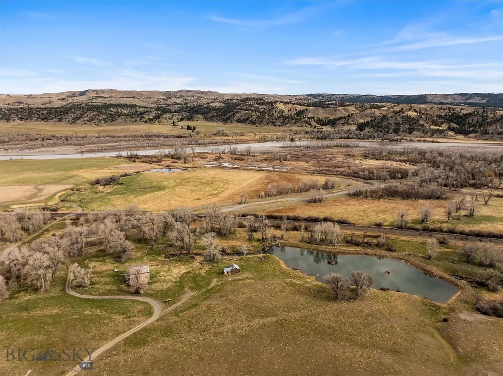1433 Highway 10 E Greycliff MT 59033