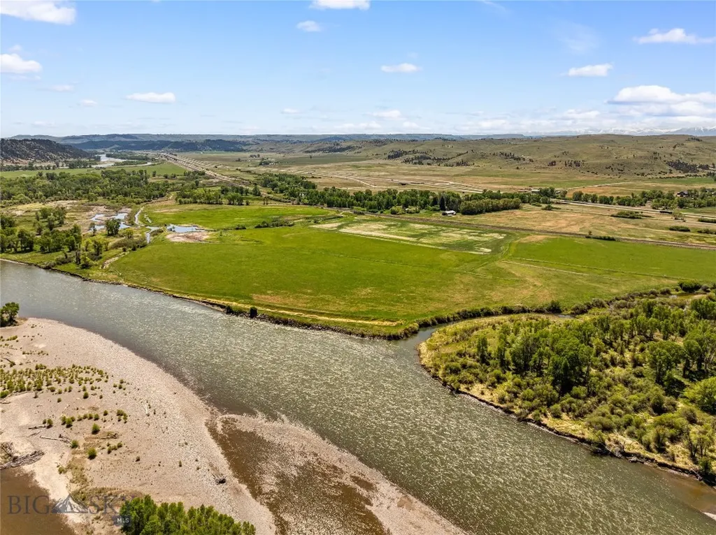 1433 Highway 10 E Greycliff MT 59033