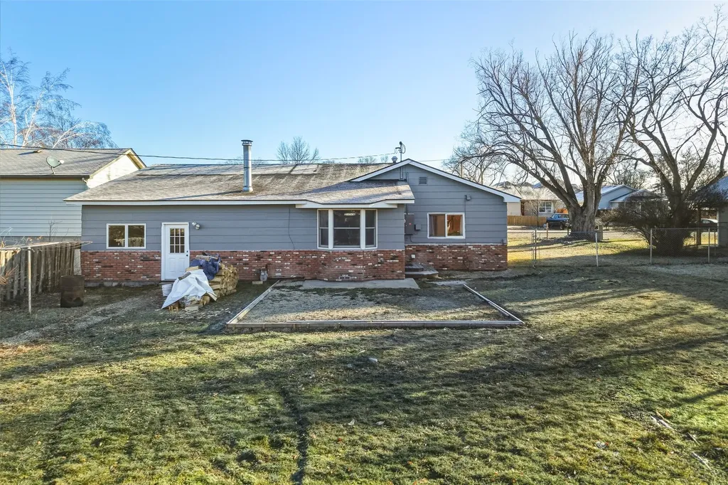 517 N 6th Street Hamilton MT 59840