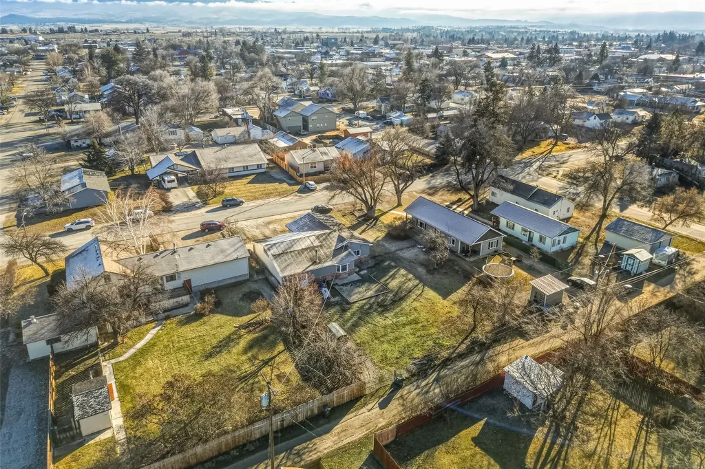 517 N 6th Street Hamilton MT 59840
