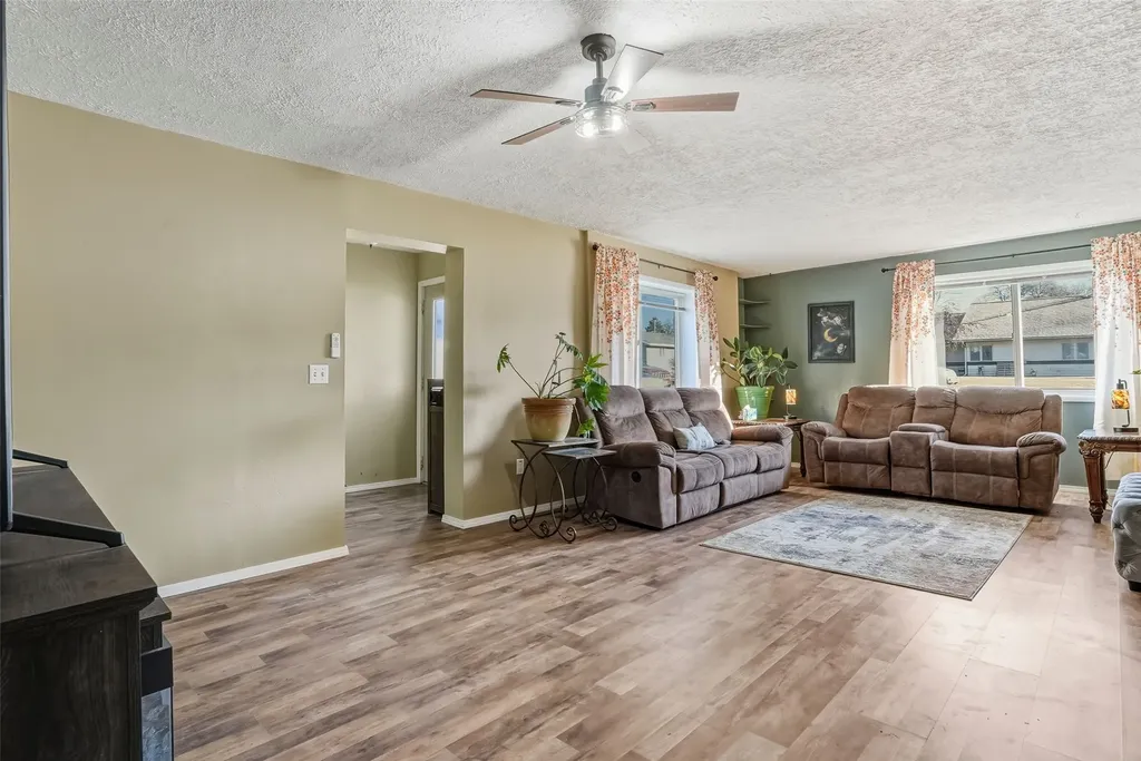 517 N 6th Street Hamilton MT 59840