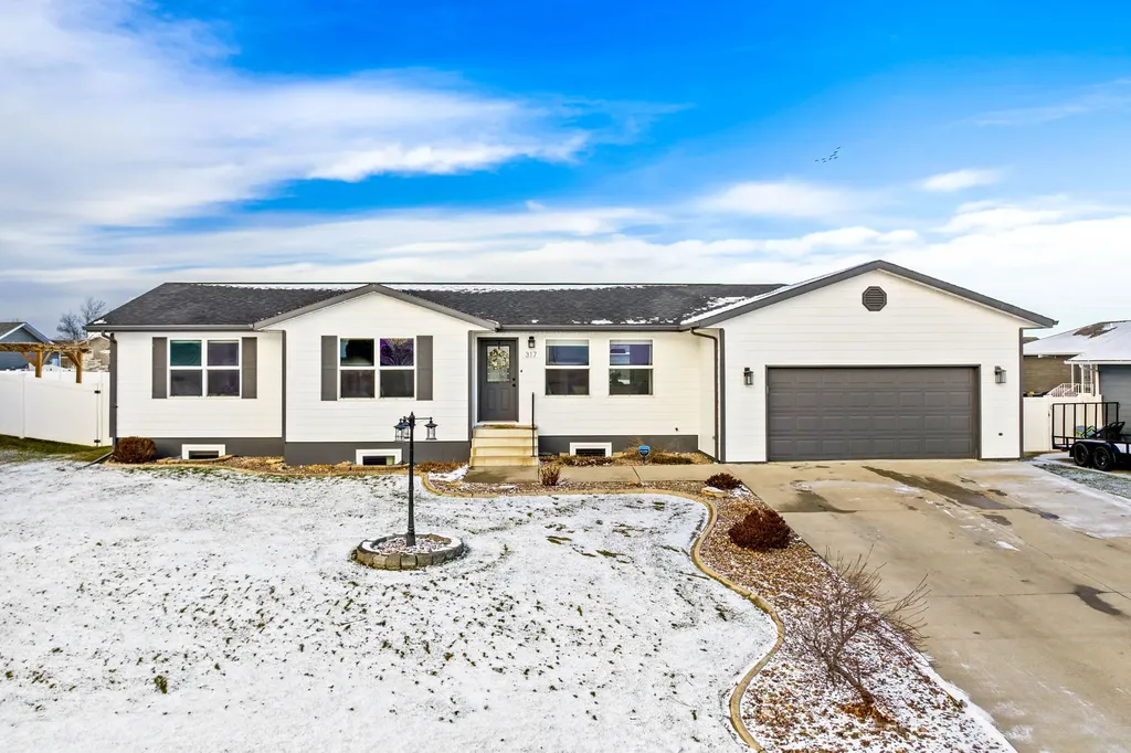 317 39th Avenue NE Great Falls MT 59404