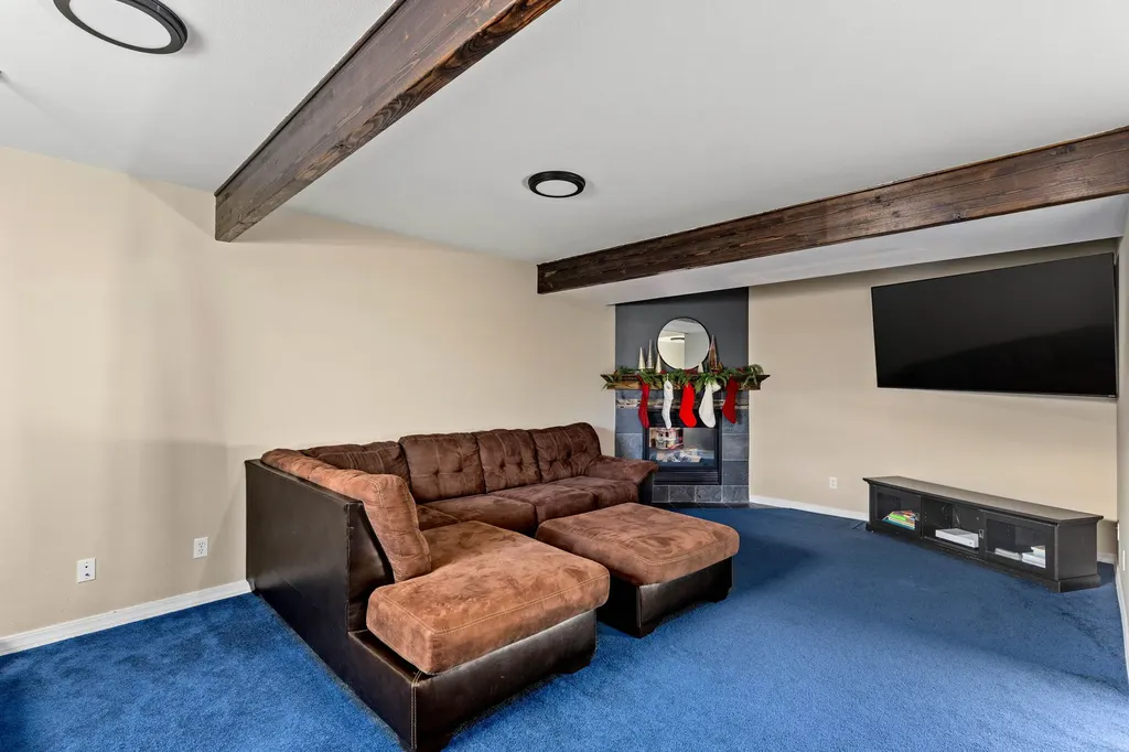 317 39th Avenue NE Great Falls MT 59404