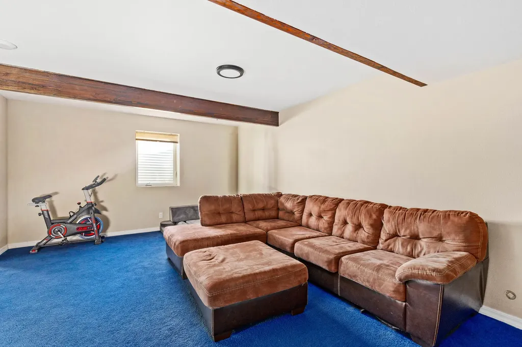 317 39th Avenue NE Great Falls MT 59404