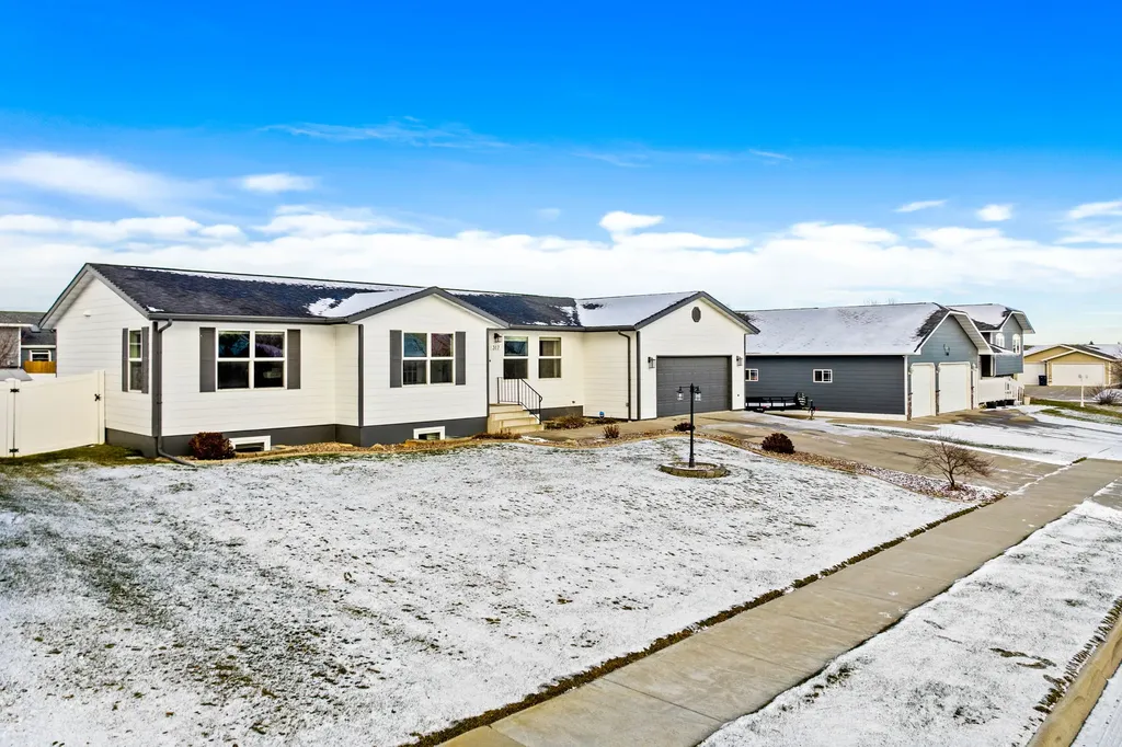 317 39th Avenue NE Great Falls MT 59404