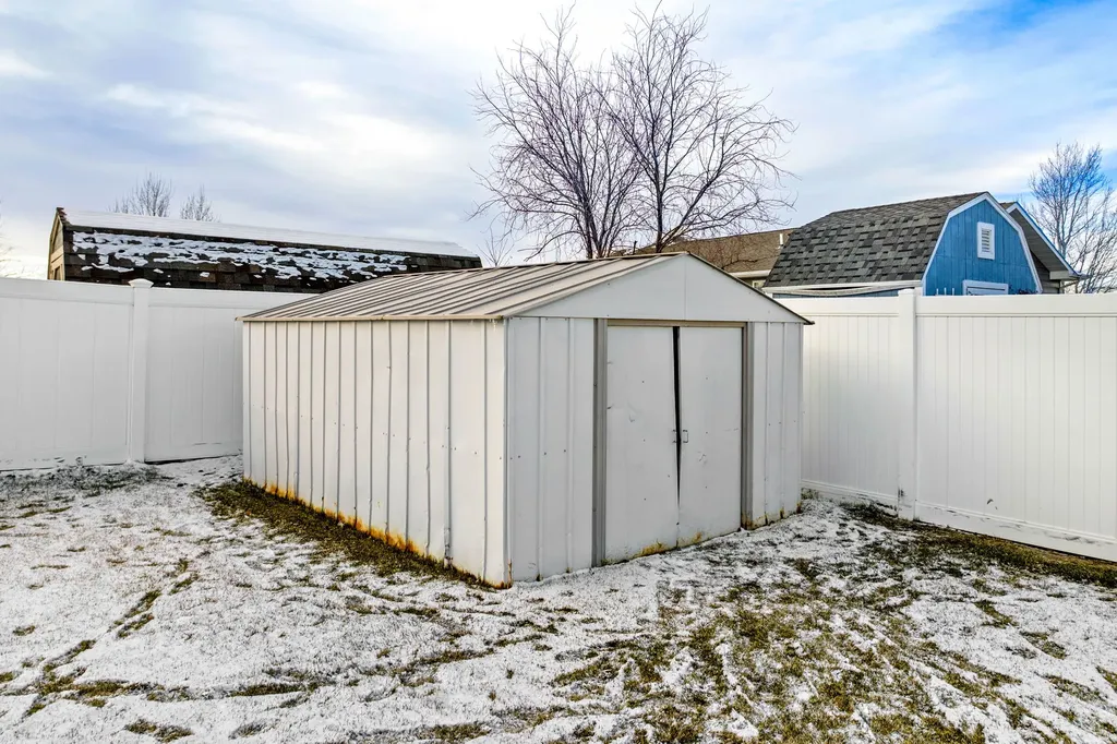317 39th Avenue NE Great Falls MT 59404