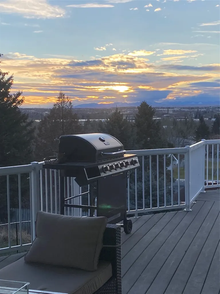 952 Valley View Drive Great Falls MT 59404