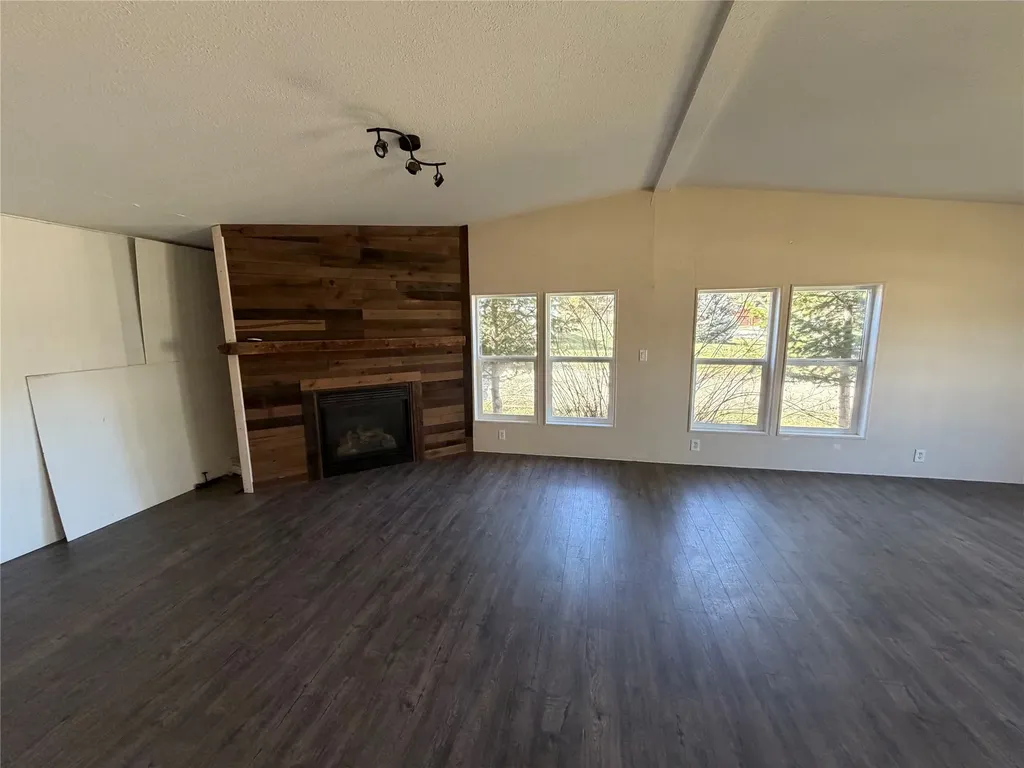 107 Hale Avenue Darby MT 59829