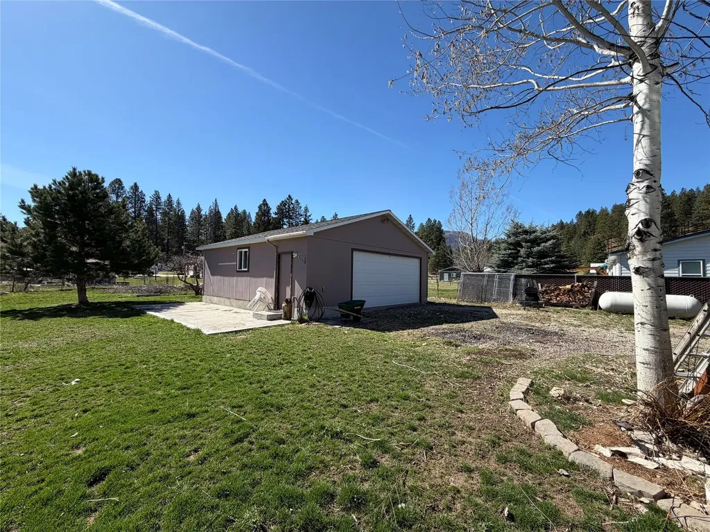 107 Hale Avenue Darby MT 59829