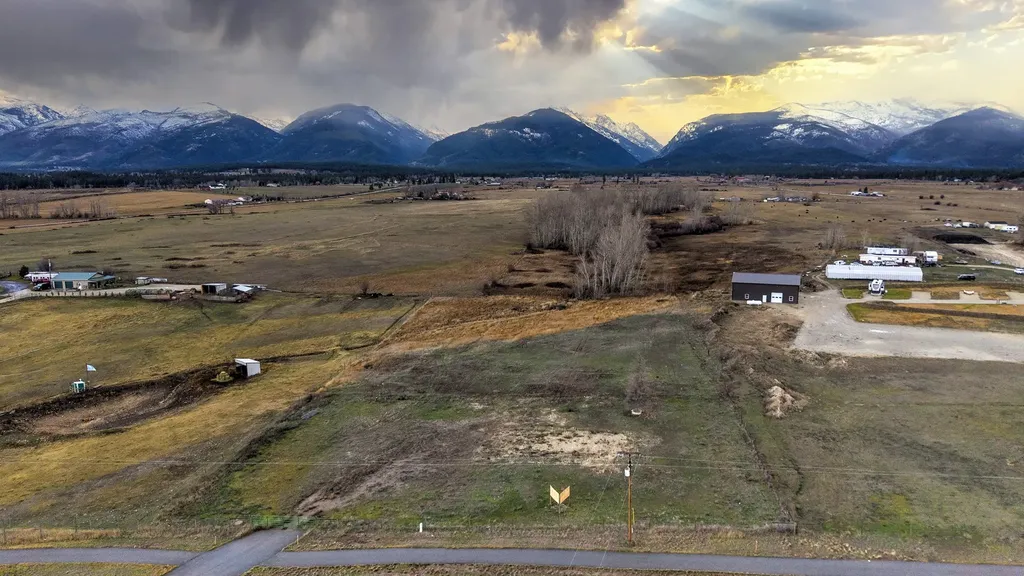 1789 Us Highway 93 N Victor MT 59875