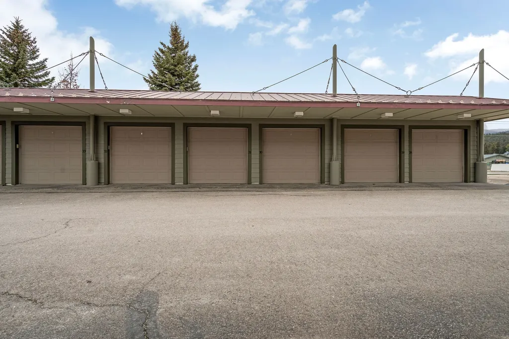 7175 Us Highway 93 S Lakeside MT 59922
