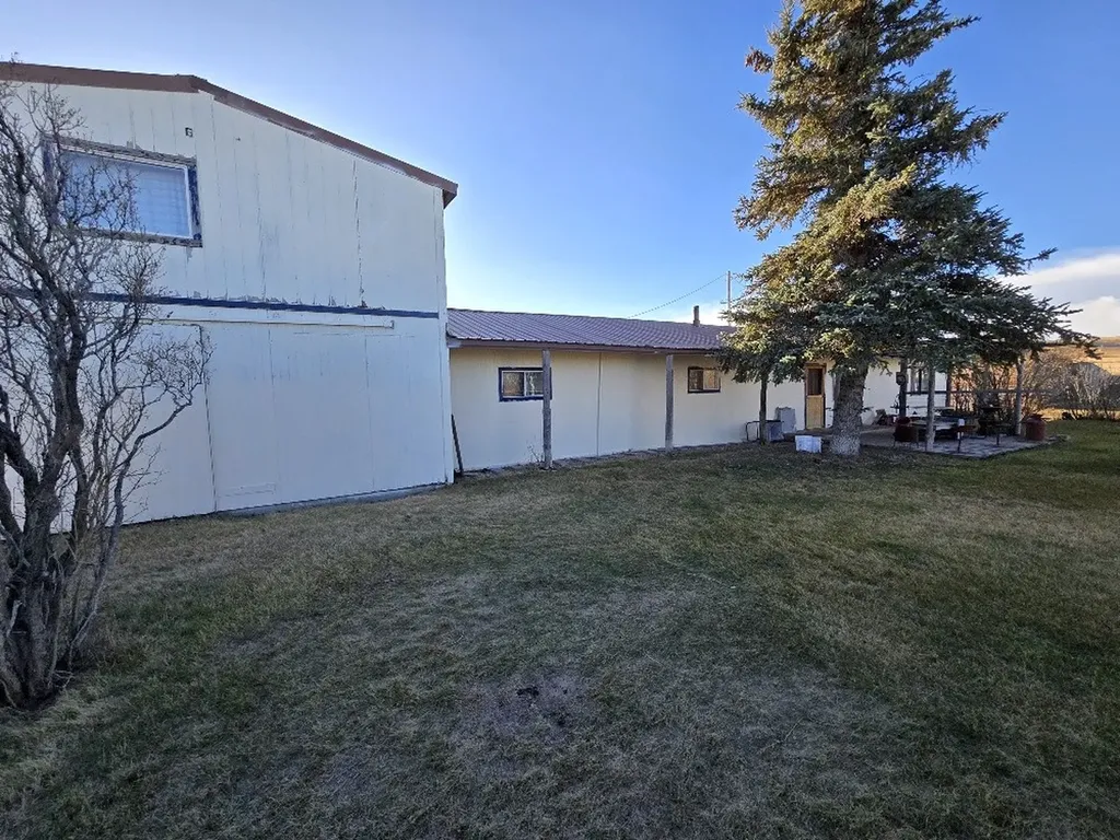 103 3rd Avenue N Bynum MT 59419