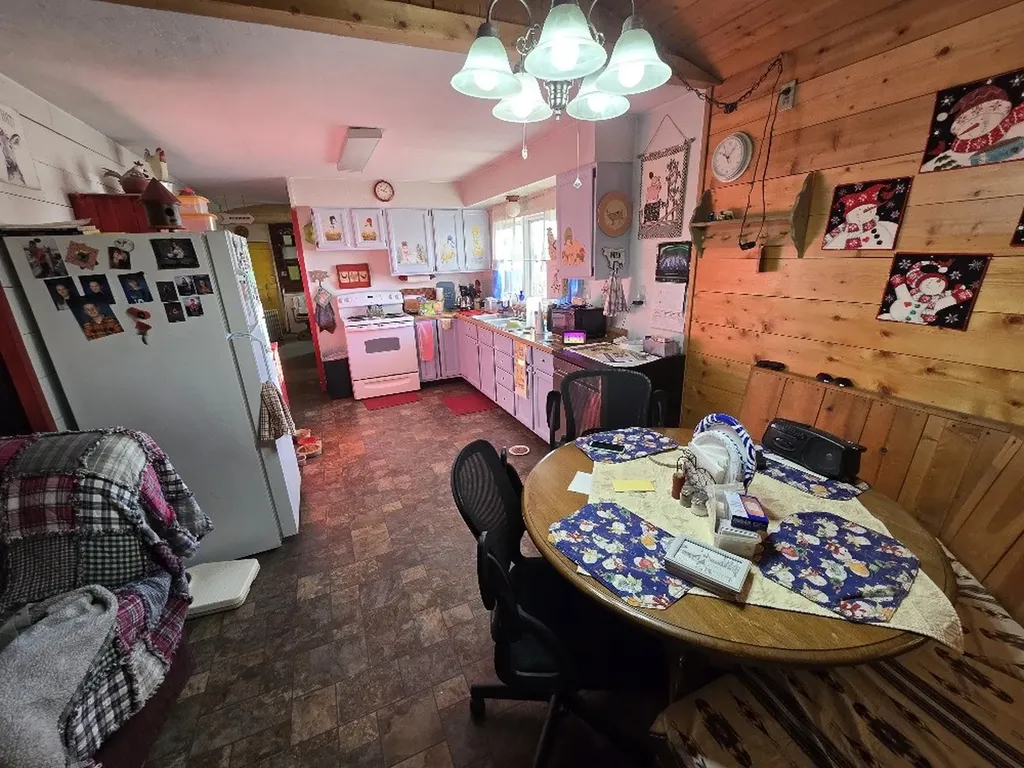 103 3rd Avenue N Bynum MT 59419