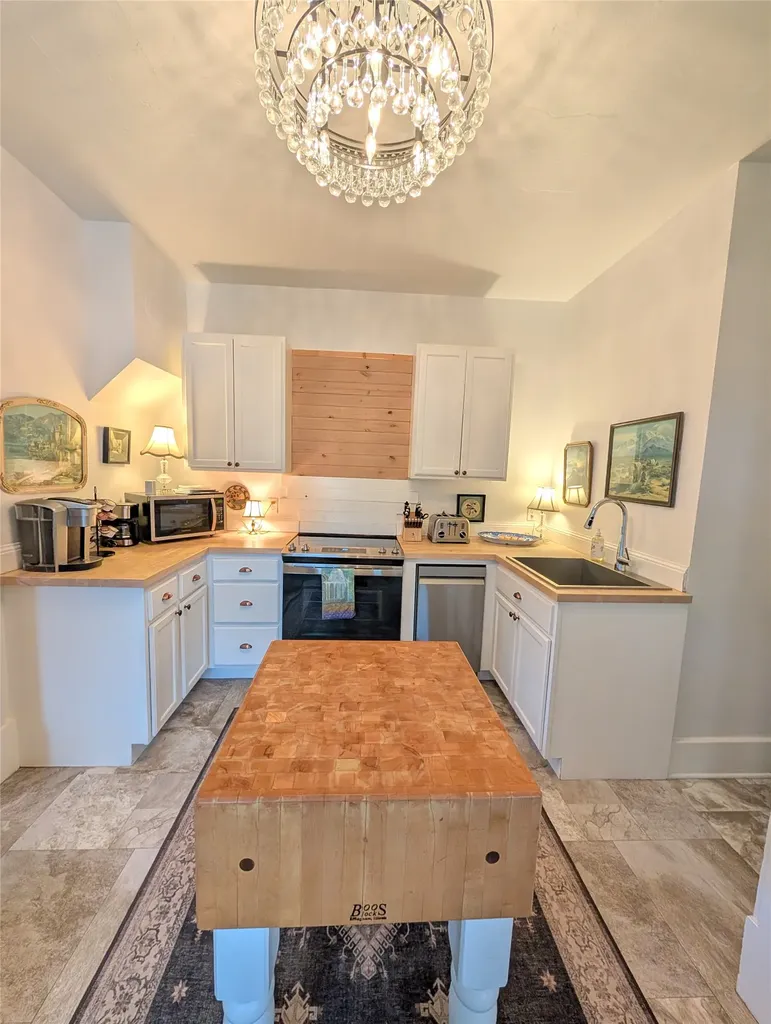 211 Buck Street Stevensville MT 59870