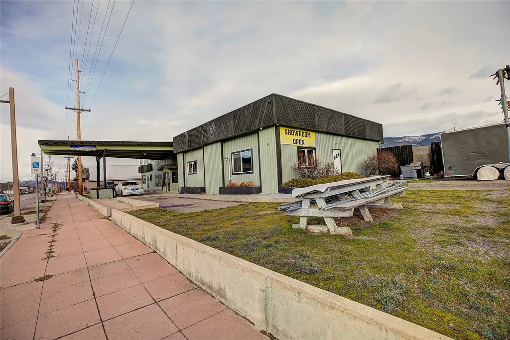 92524 Us Highway 93 Arlee MT 59821