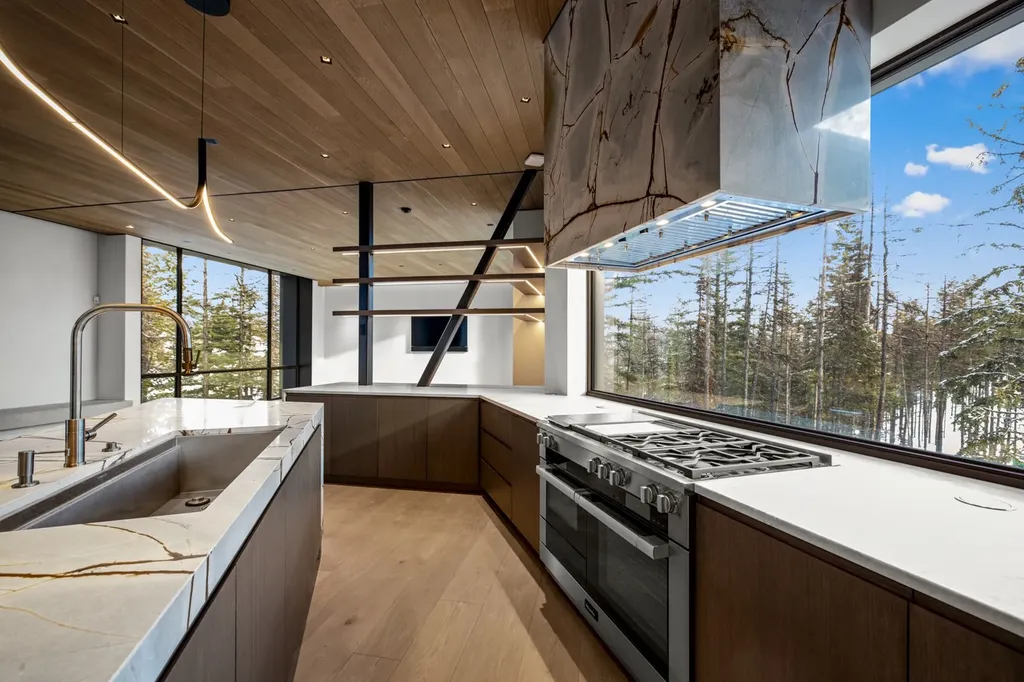 1059 Elk Camp Loop Whitefish MT 59937