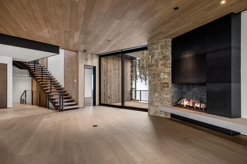 1059 Elk Camp Loop Whitefish MT 59937