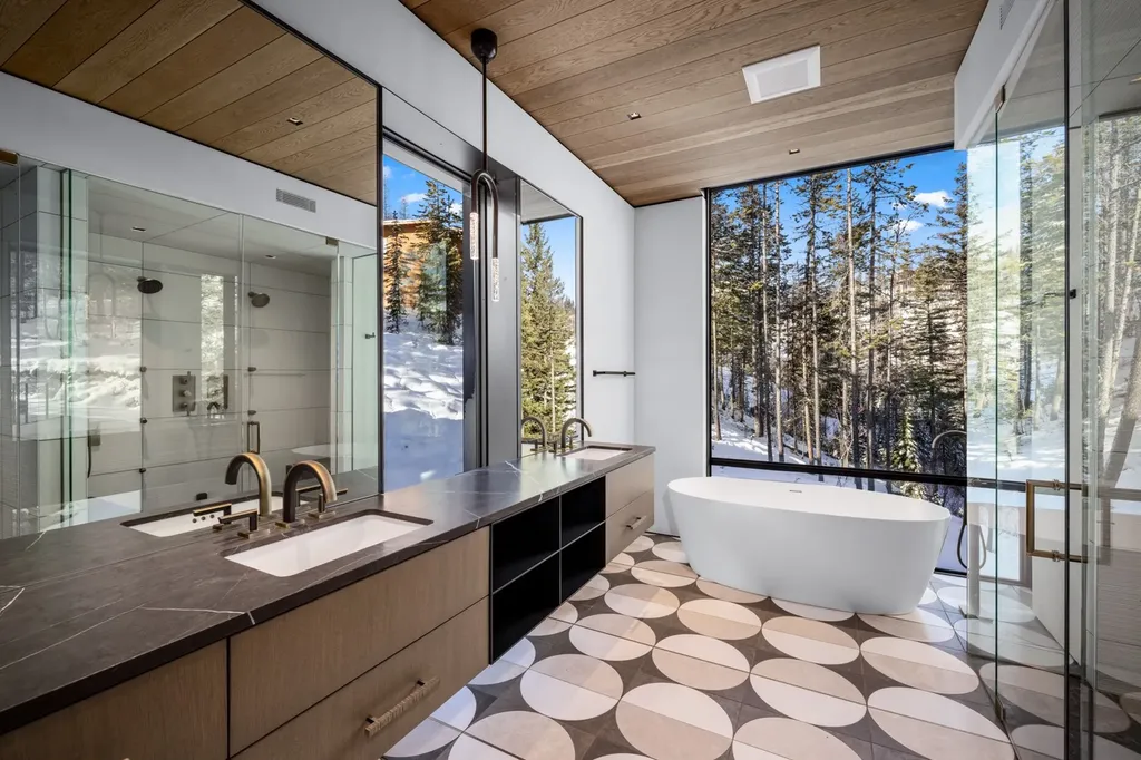 1059 Elk Camp Loop Whitefish MT 59937