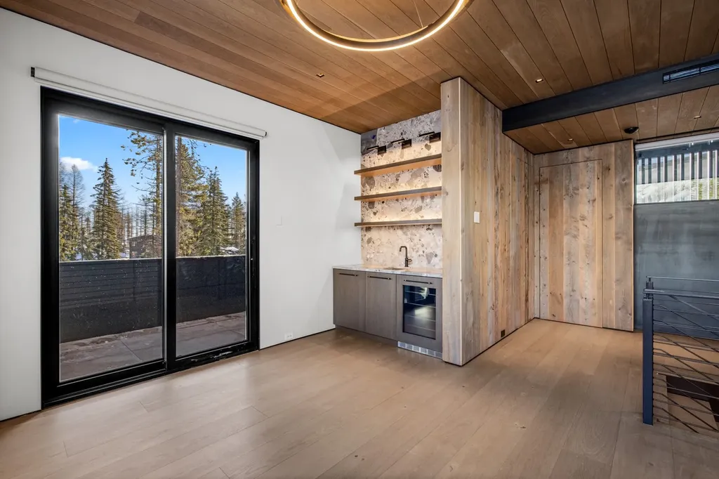 1059 Elk Camp Loop Whitefish MT 59937